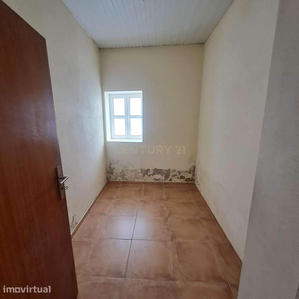 Moradia T3 inserida num lote de terreno de 969,9 m² | São Mamede do Co - Grande imagem: 5/23