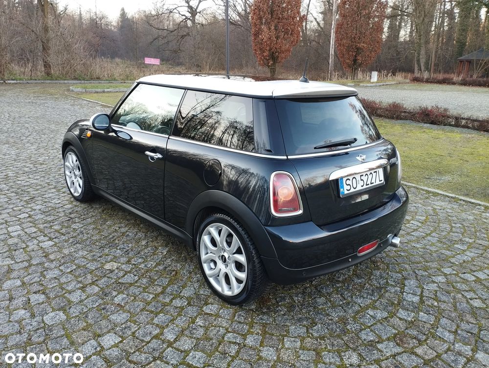 MINI Cooper D 50 Mayfair - 16