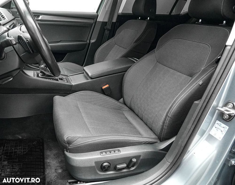 Skoda Superb 2.0 TDI DSG Style - 14