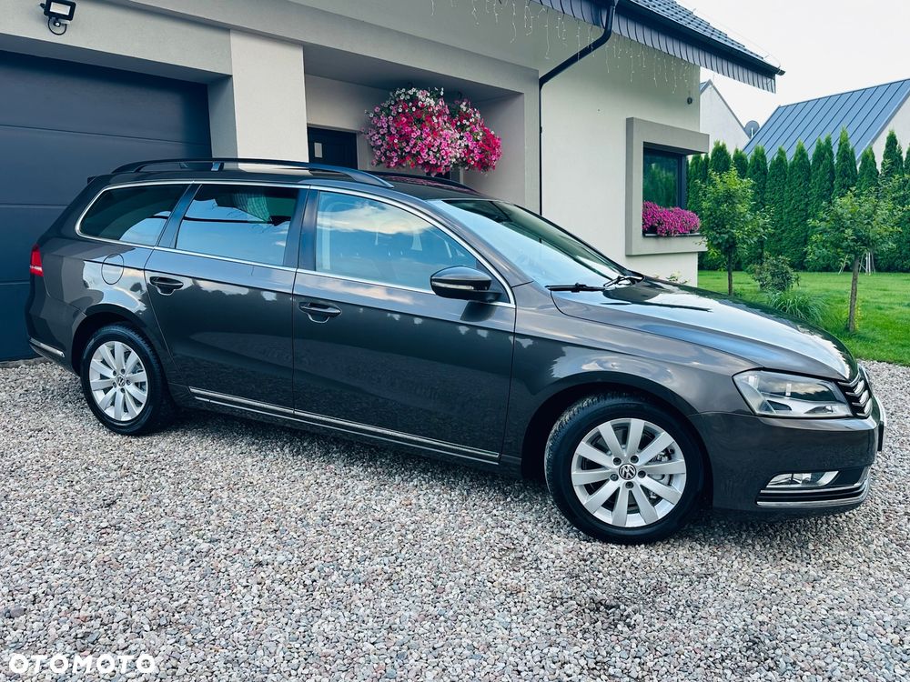 Volkswagen Passat 2.0 TDI DSG Highline - 13