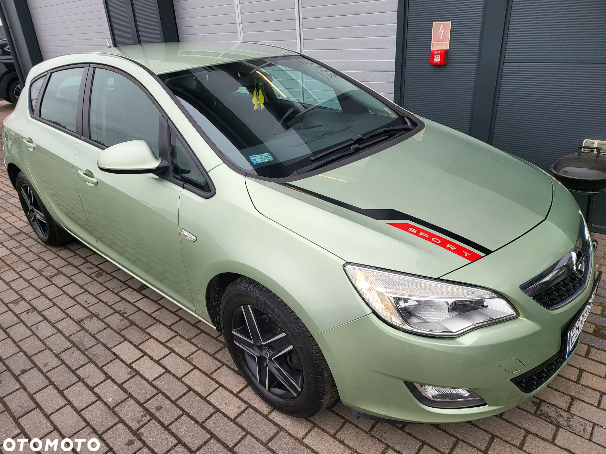 Opel Astra 1.4 Turbo Color Edition - 34
