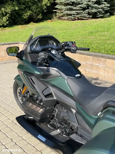Honda GL - 7