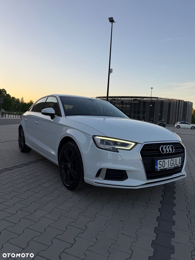 Audi A3 Limousine 35 TFSI S tronic - 1