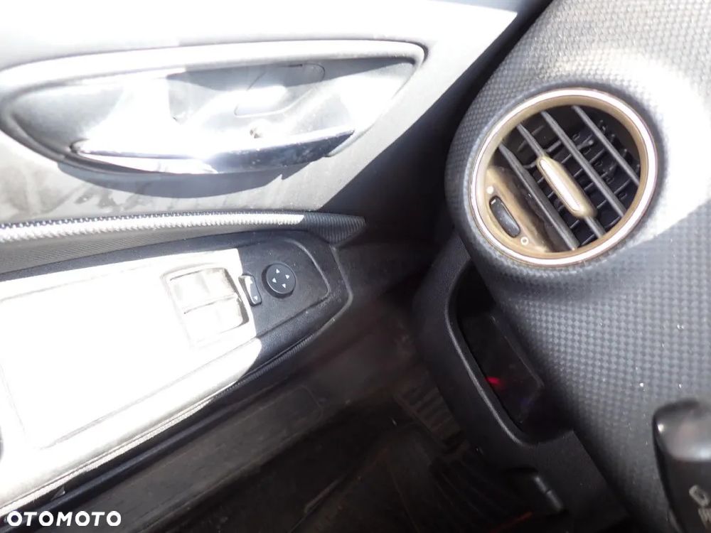 CZĘŚCI - Fiat Bravo II 1,9JTD M-JET 150KM 937A5000 6B 5D LAKIER 284/A 2007r. INDEX - 9405 - 16