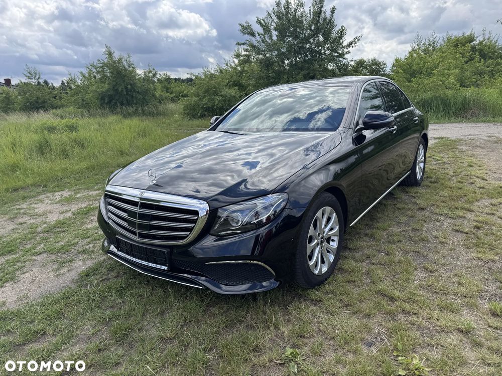 Mercedes-Benz Klasa E 220 d 4-Matic Business Edition 9G-TRONIC - 1