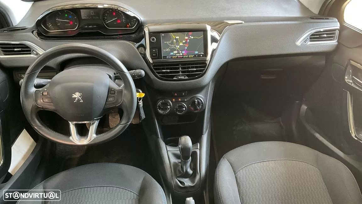 Peugeot 208 1.5 BlueHDi Signature - 10