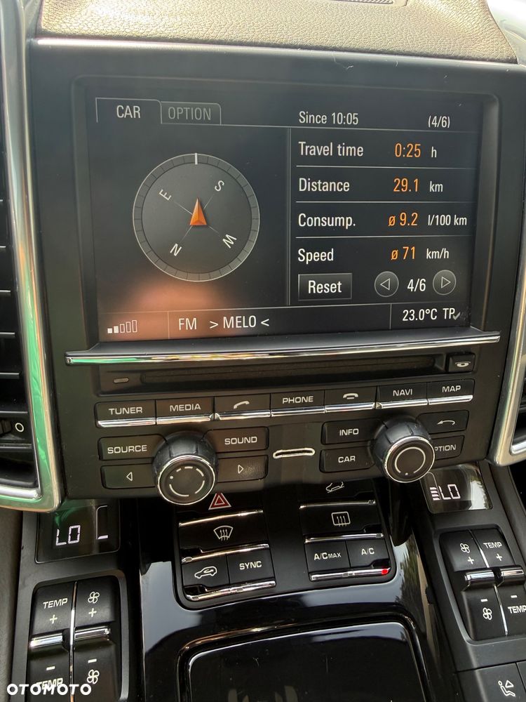 Porsche Cayenne S e-Hybrid - 35
