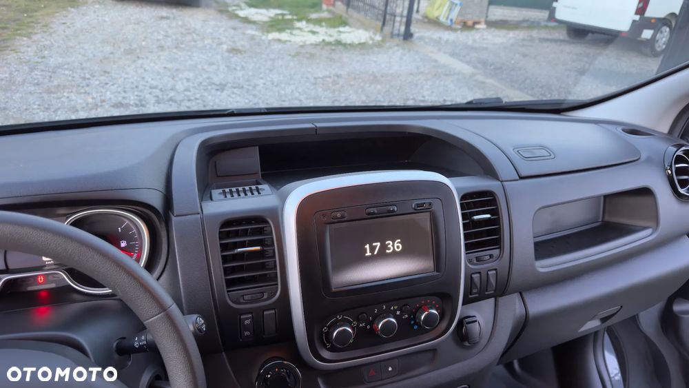 Renault Trafic III - 22