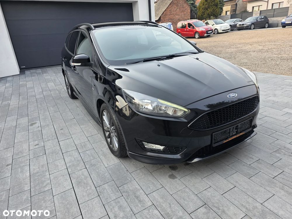 Ford Focus SW - 11
