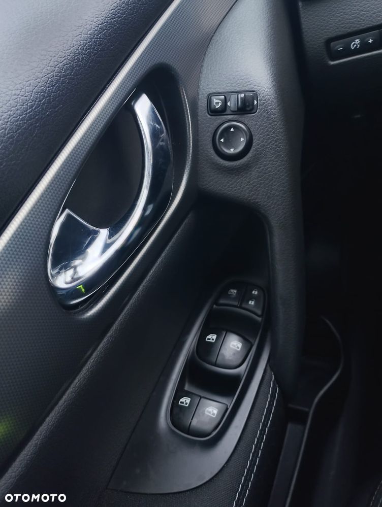 Nissan Qashqai 1.2 DIG-T Tekna - 18