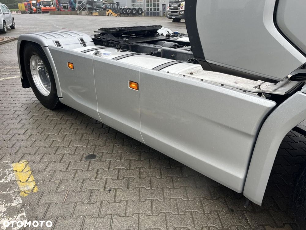 Scania S 500 A4x2NB Zawieszenie pneumatyczne przód i - 7