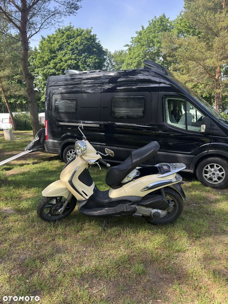 Piaggio Beverly - 11