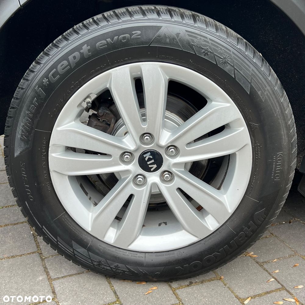 Kia Sportage 1.6 GDI Business Line L 2WD - 34