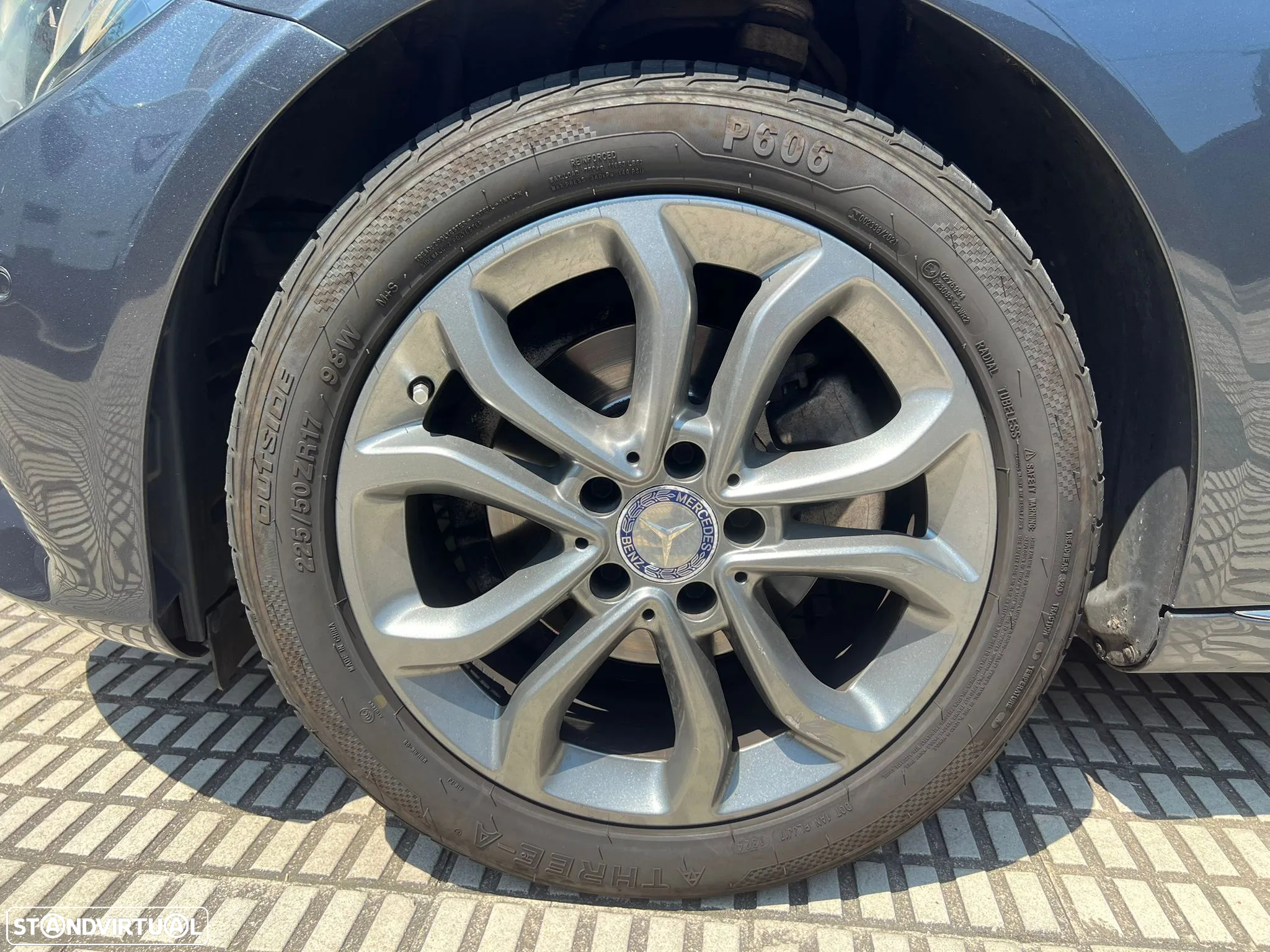 Mercedes-Benz C 180 BlueTEC Avantgarde - 10