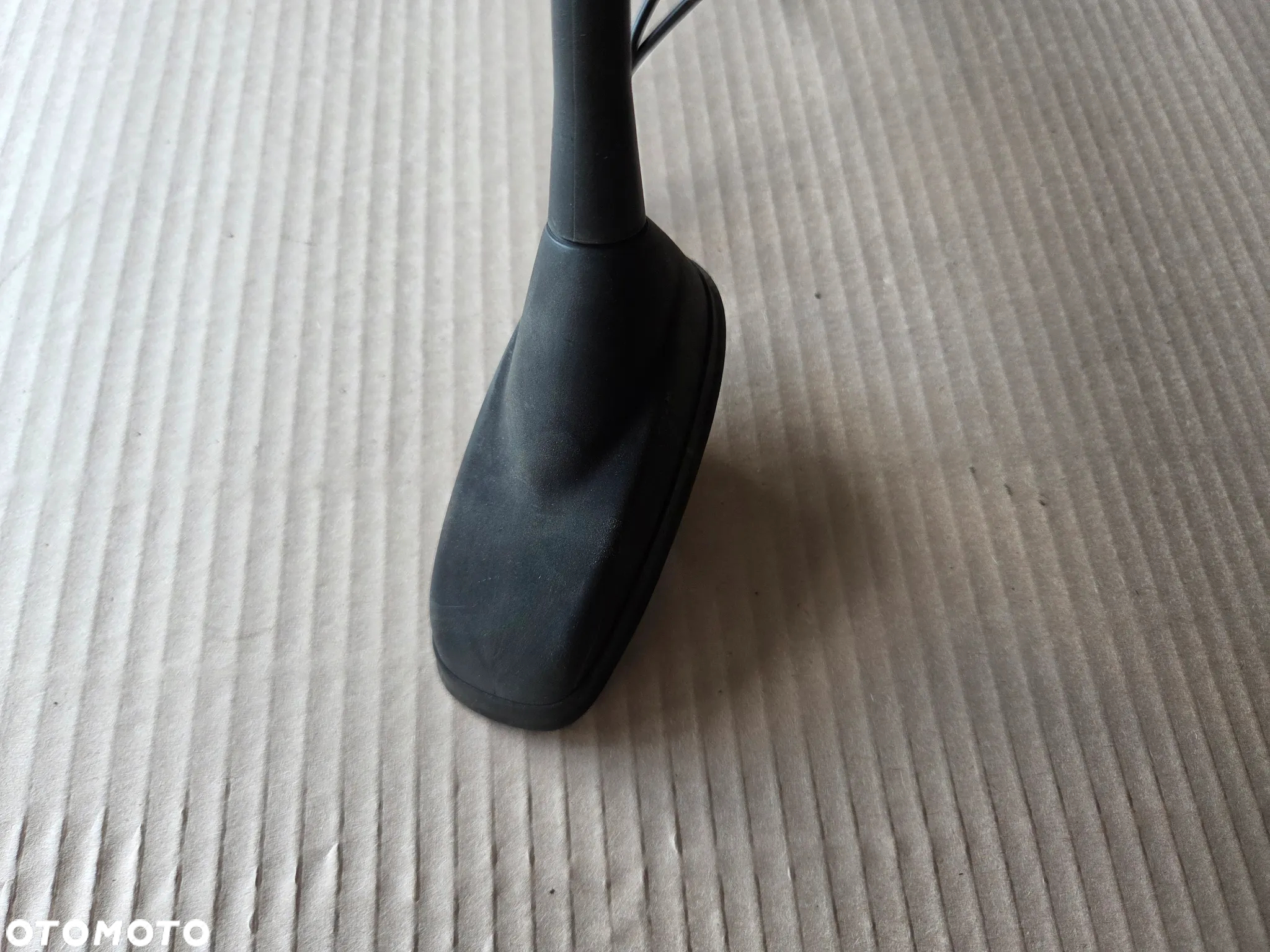 Antena dachowa Peugeot 308 T9 - 2