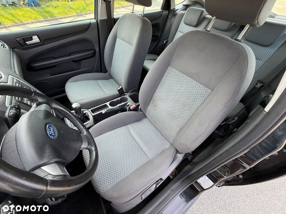 Ford Focus 1.6 TDCi Sport - 14