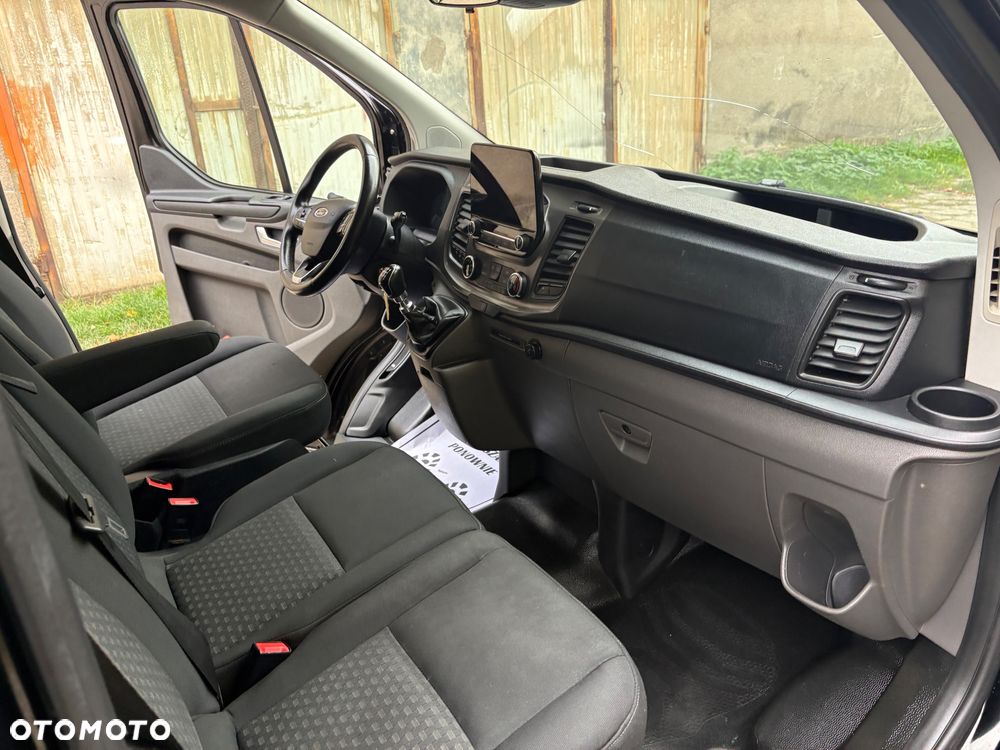 Ford Transit Custom 290 L2H1 Limited - 24