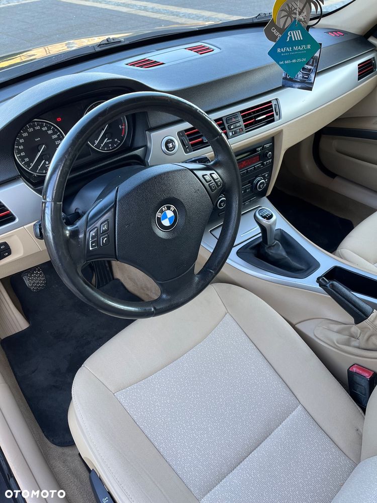 BMW Seria 3 318d - 7
