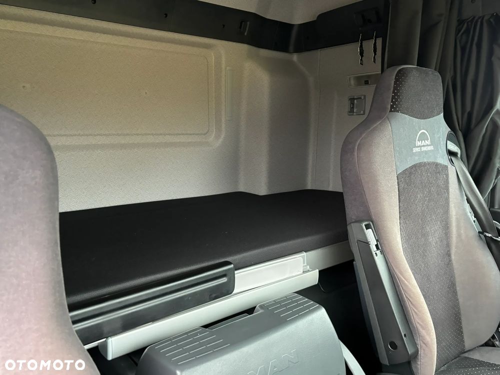 MAN TGM 26.340 Dł 7,50 m Ład 15.930 Kg Kabina Sypialna - 26