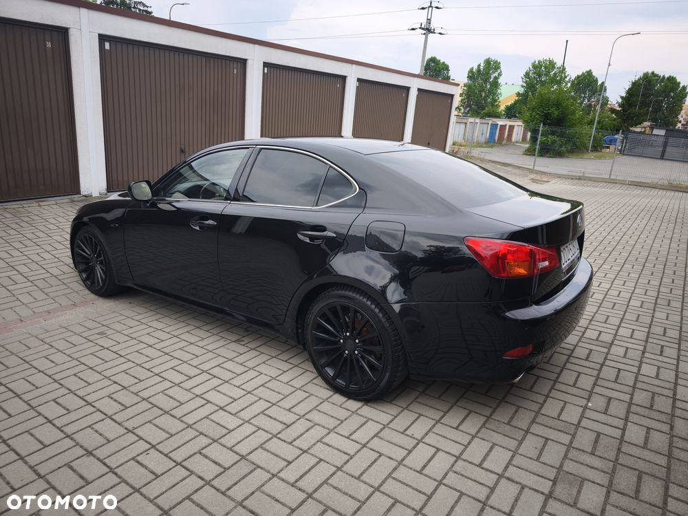 Lexus IS 250 F Sport - 27