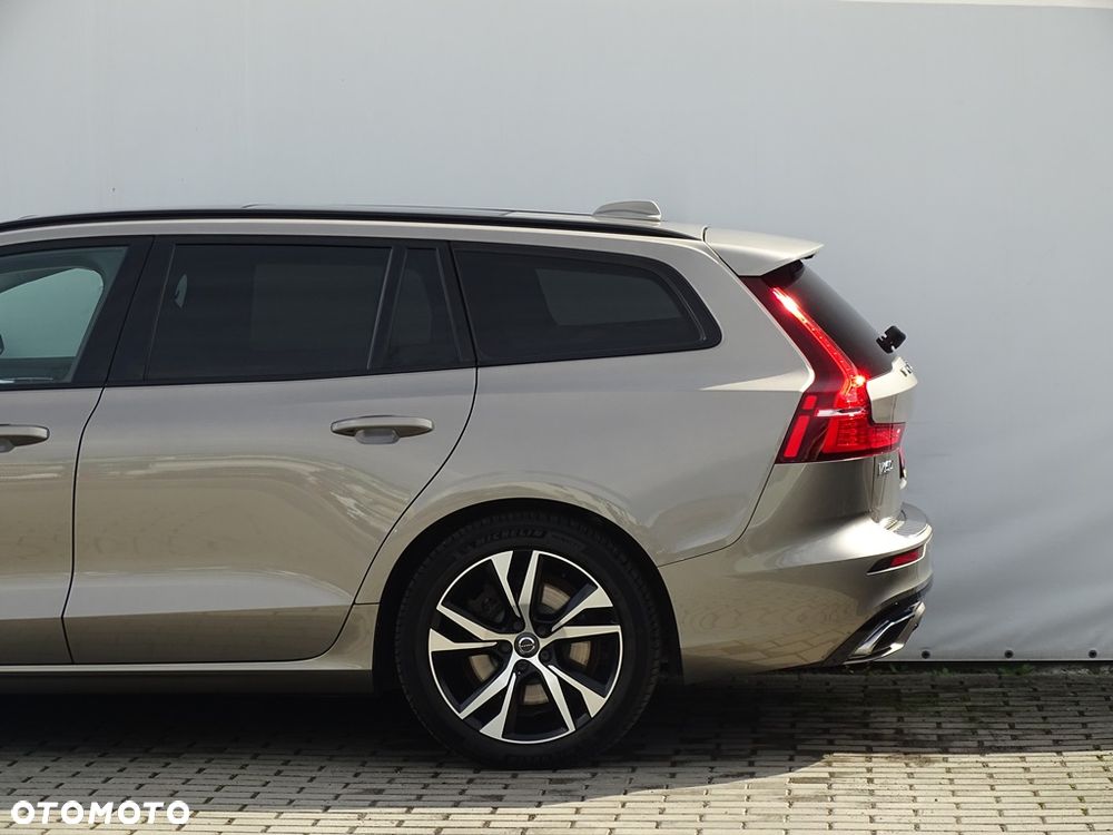 Volvo V60 T6 AWD Twin Engine Geartronic R-Design - 6