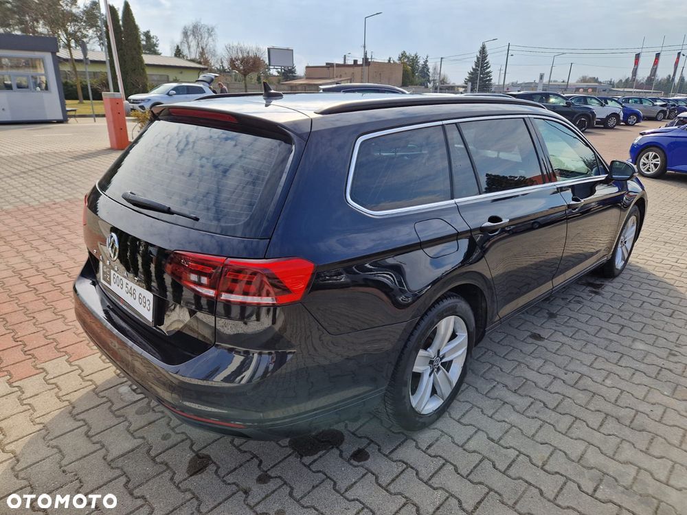 Volkswagen Passat 2.0 TDI Business DSG - 5