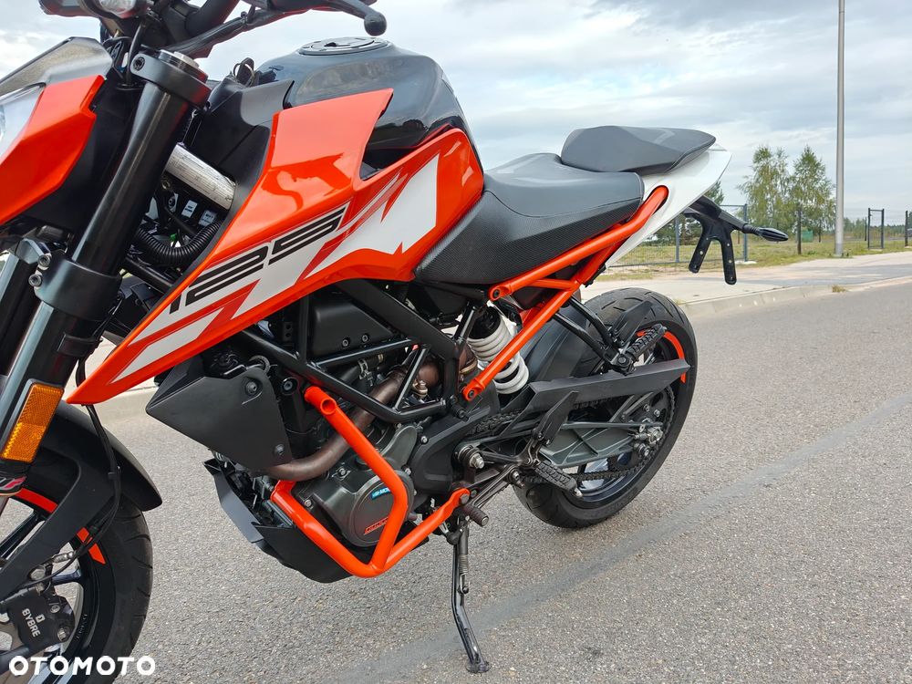 KTM Duke 125 - 8