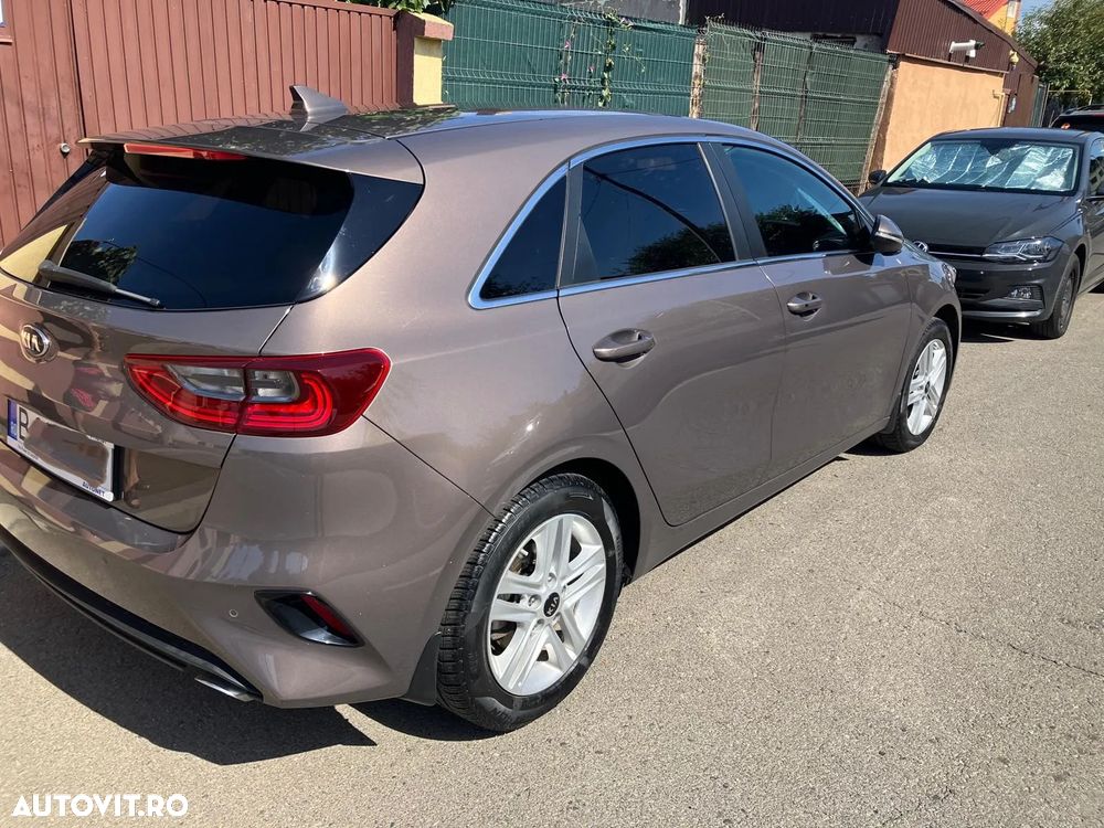 Kia Ceed Cee'd 1.4 GSL Star - 4