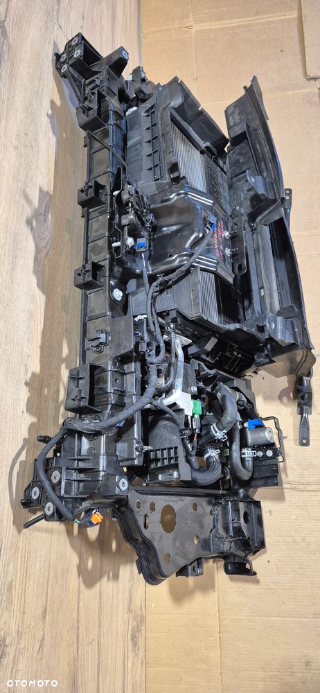 CAPTUR II LIFT SYMBIOZ PAS PRZEDNI CHŁODNICE WZMOCNIENIE 1.6 E-TECH PLUG IN 24-RENAULT - 7