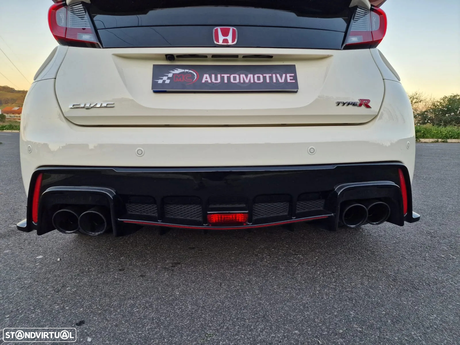 Honda Civic 2.0 VTEC Turbo Type R GT - 11