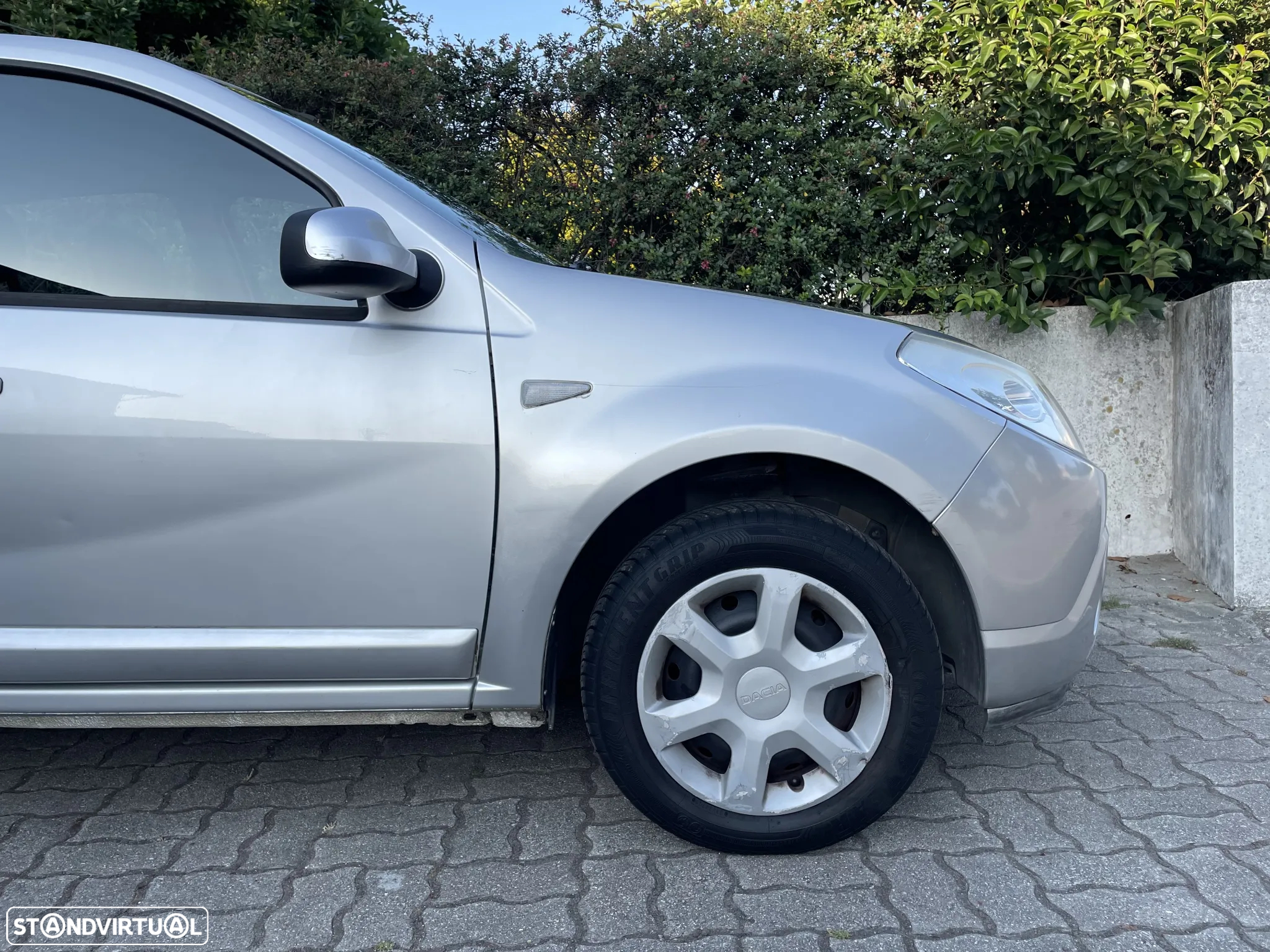 Dacia Sandero 1.2 16V Comfort - 12