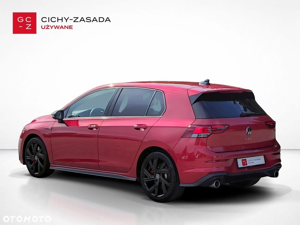 Volkswagen Golf - 3