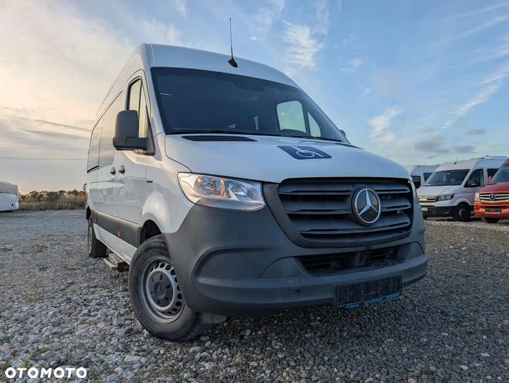 Mercedes-Benz eSprinter - 13
