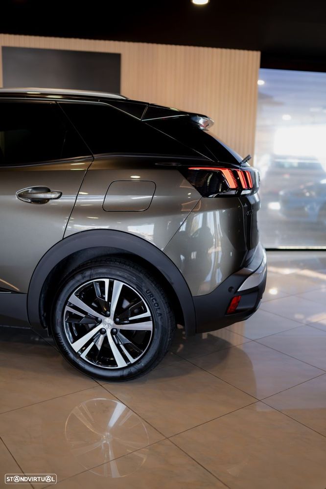 Peugeot 3008 1.6 Hybrid Allure e-EAT8 - 19