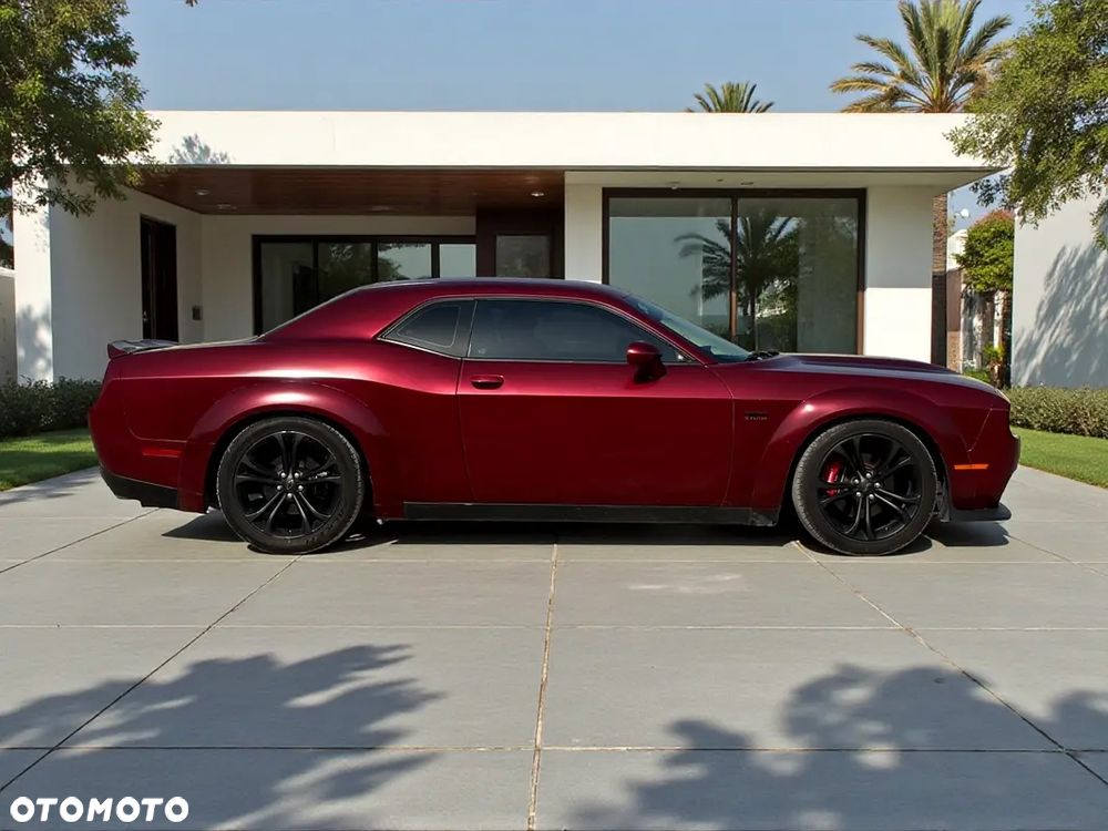 Dodge Challenger 5.7 R/T - 6