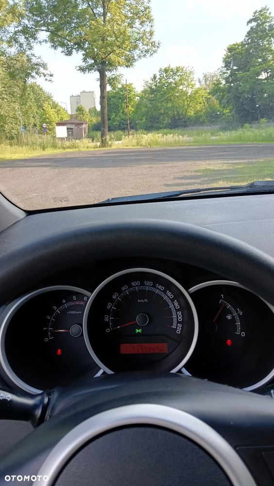 Kia Venga 1.4 CRDi M - 15