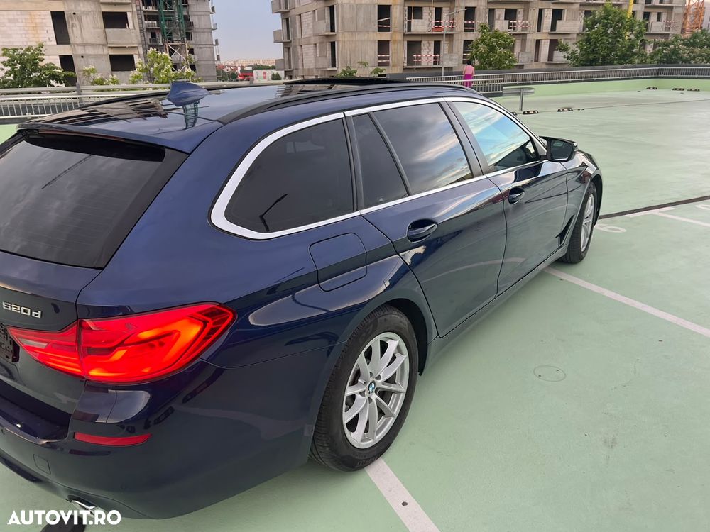 BMW Seria 5 520d xDrive Aut. - 9