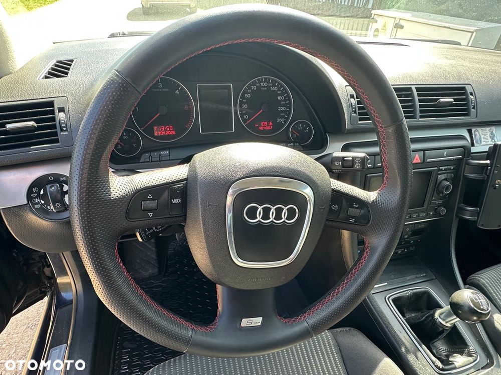 Audi A4 Avant 2.0 TDI - 8