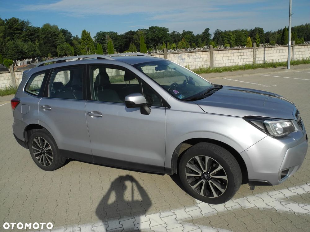 Subaru Forester 2.0 XT Comfort Lineartronic - 12