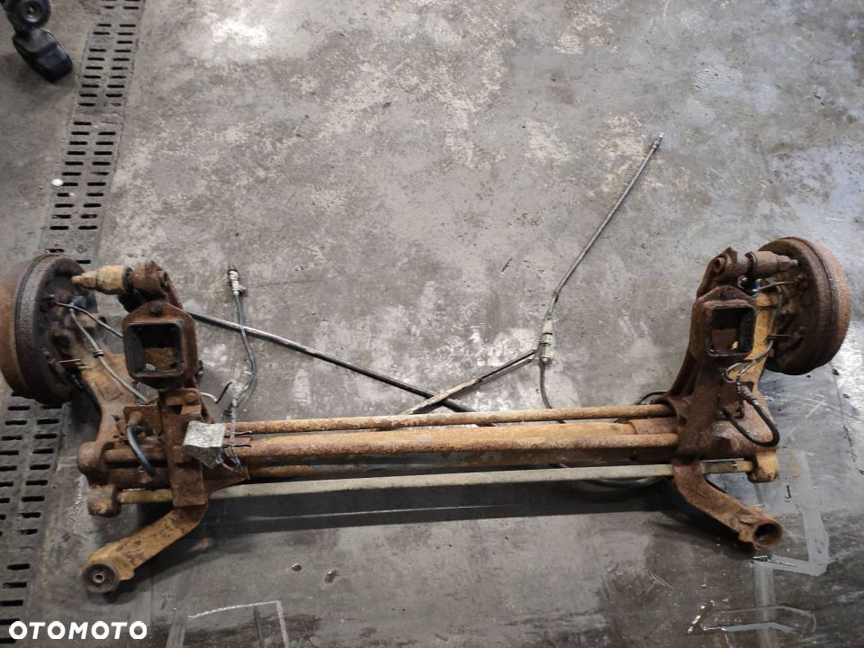 BELKA ZAWIESZENIA TYŁ BĘBNY NISSAN PRIMERA P11 - 8