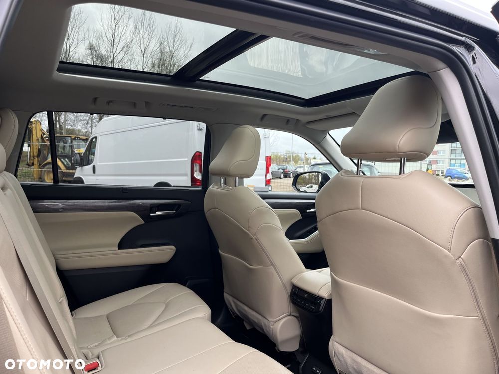 Toyota Highlander - 24