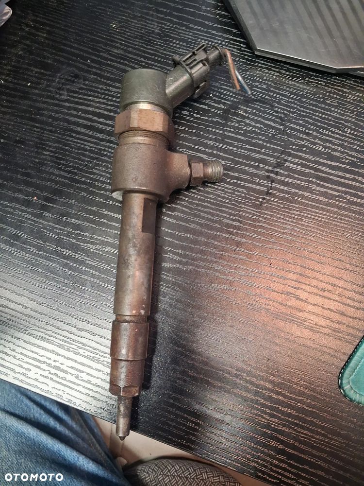 Wtrysk Wtryski Wtryskiwacz Wtryskiwacze FORD CITROEN PEUGEOT 0445110239 - 1
