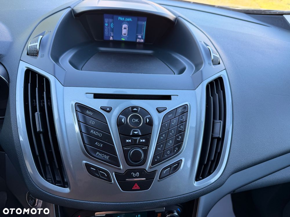 Ford Grand C-MAX - 26