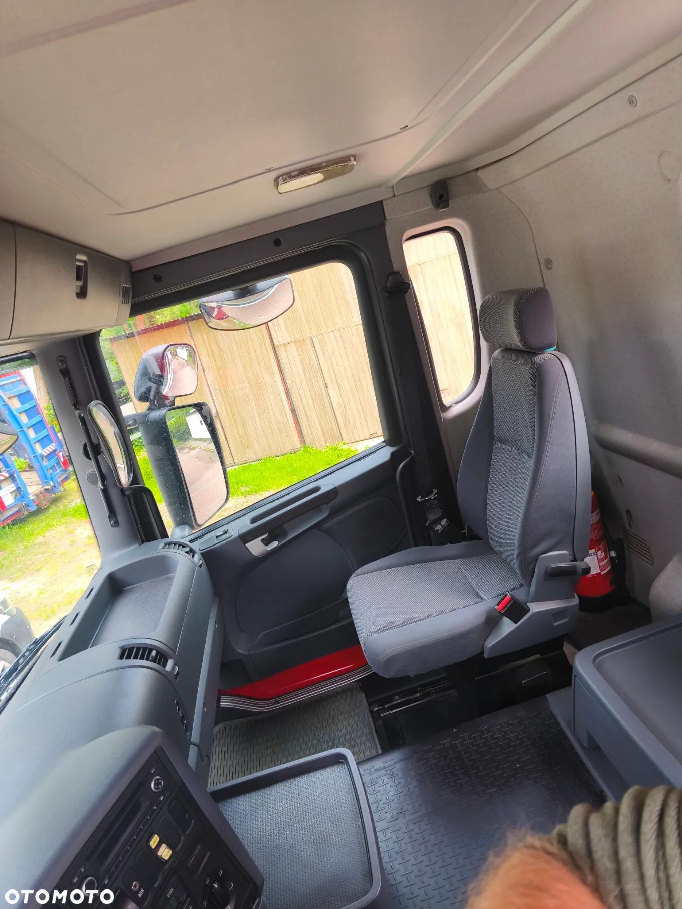 Scania R440 mulda silos 8x4 - 11