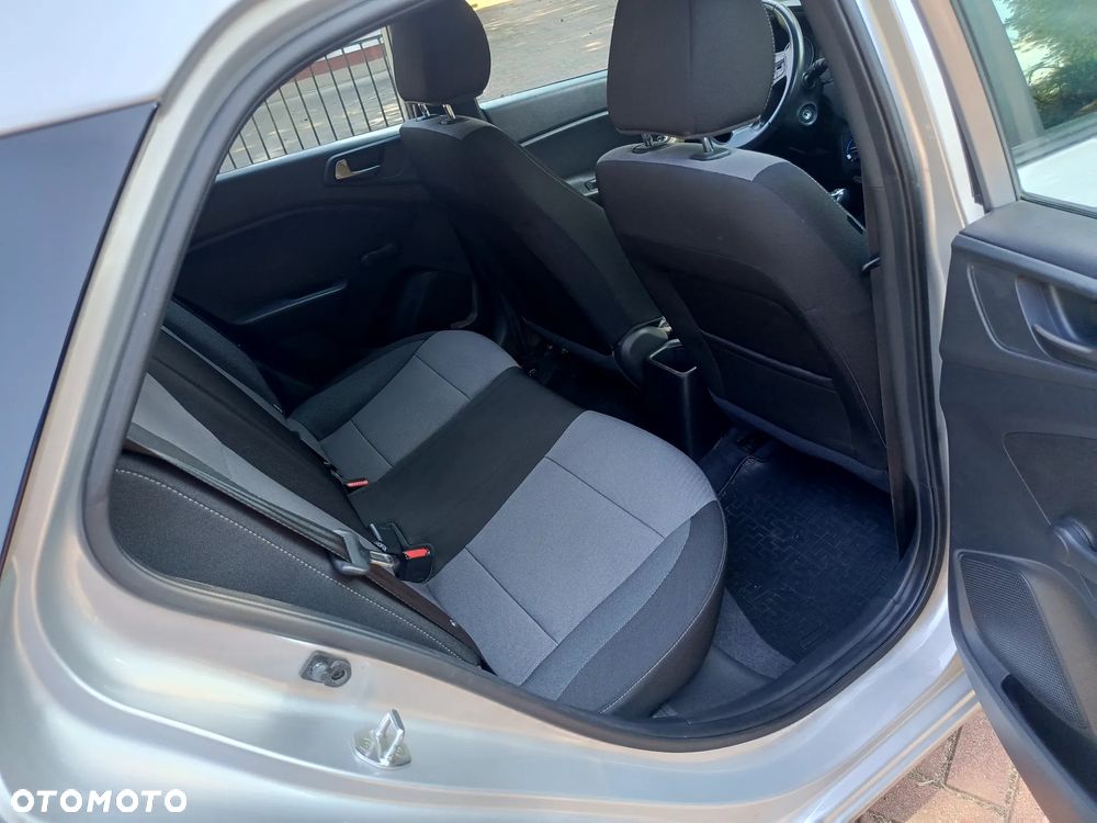 Hyundai i20 1.2 Fresh - 9