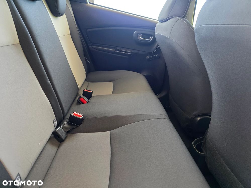 Toyota Yaris - 28