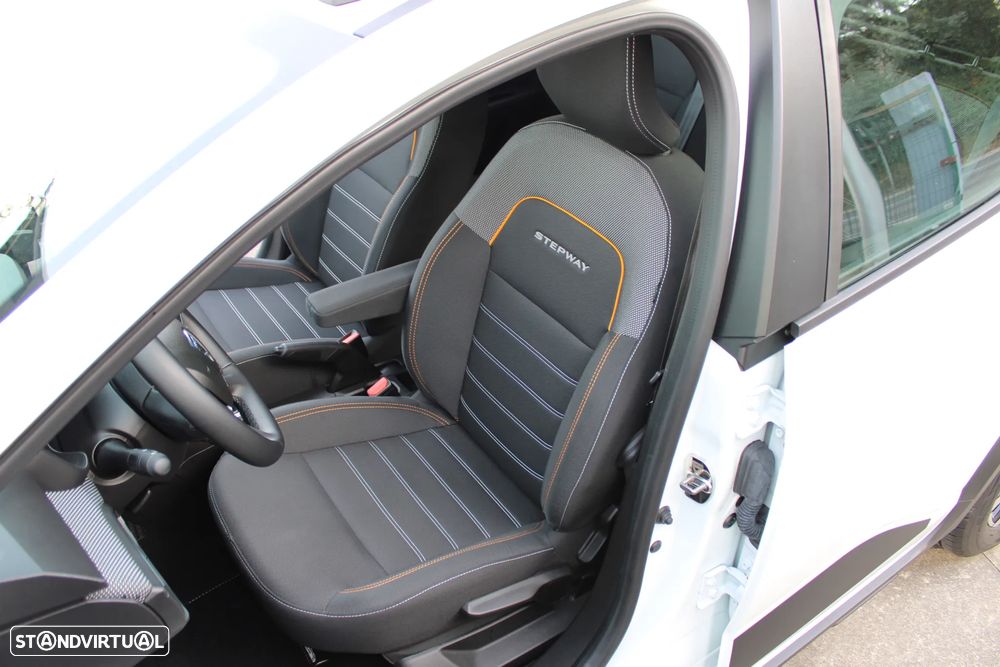 Dacia Sandero 0.9 TCe SL Stepway of Life - 33