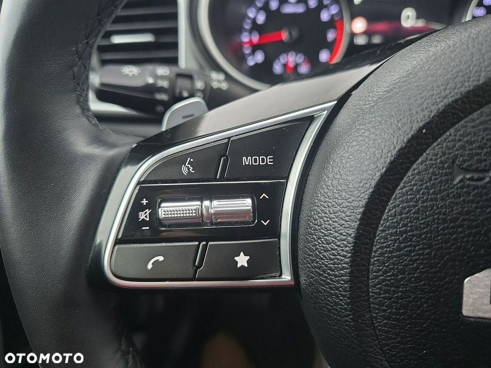 Kia XCeed - 22