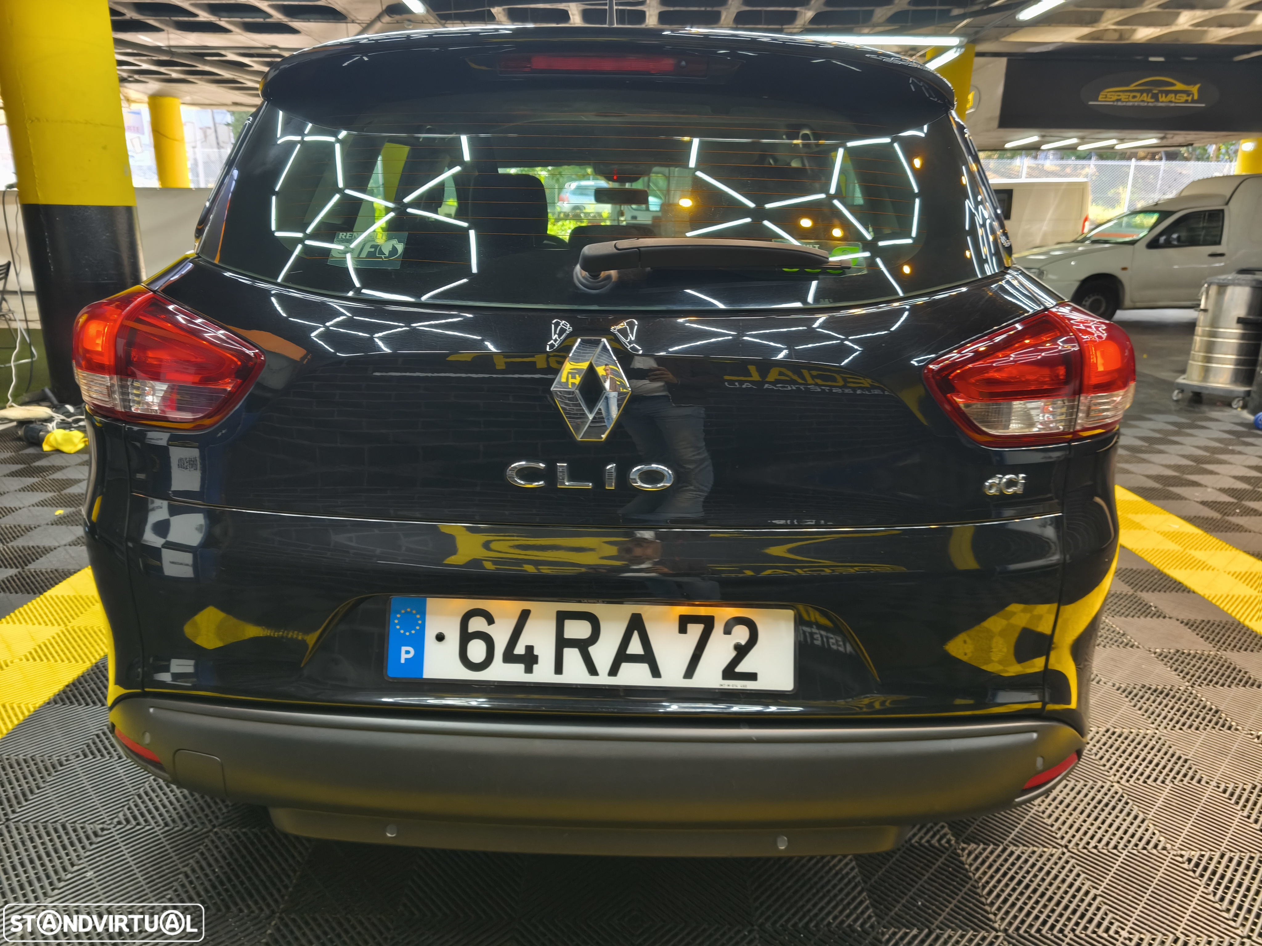 Renault Clio Sport Tourer 1.5 dCi Dynamique S - 9