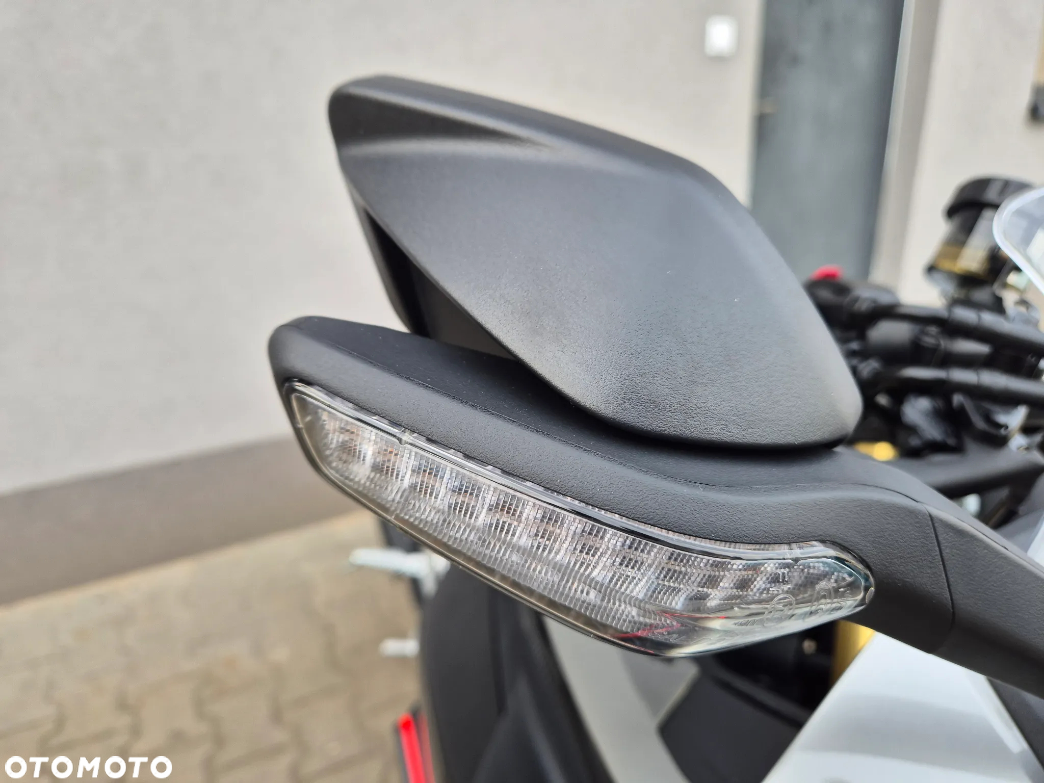 CFMoto SR - 5